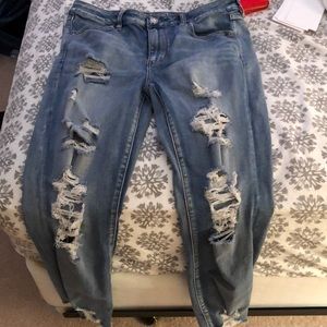 AMERICAN EAGLE JEANS